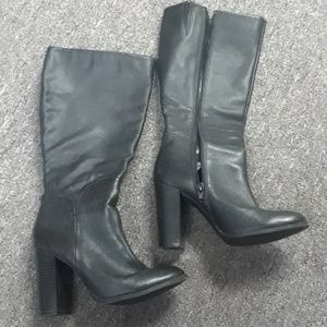 Liz & Co. Boots - Size 7m